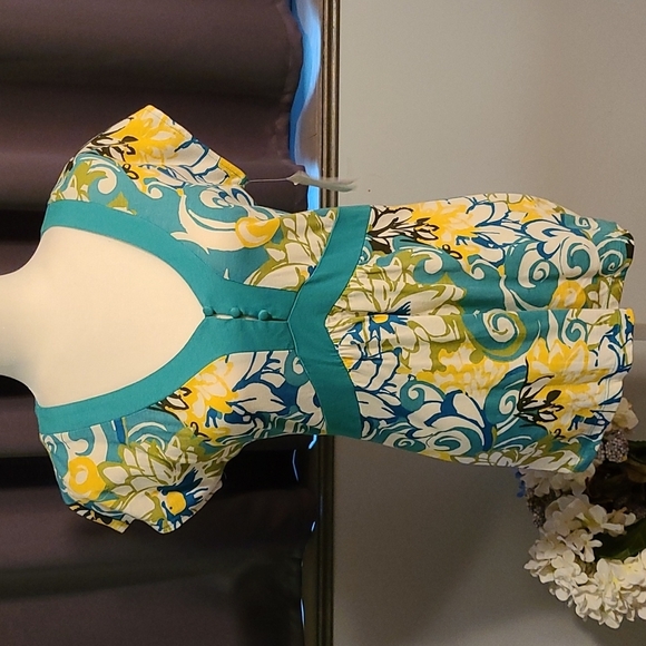 NWT Liz & Co patterned top - Picture 2 of 8